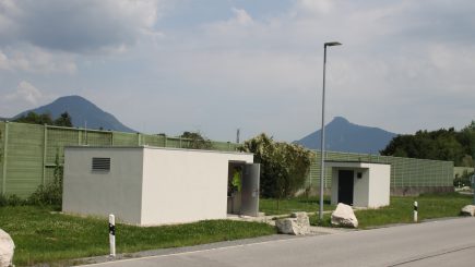 Operating Building and Information Pillar